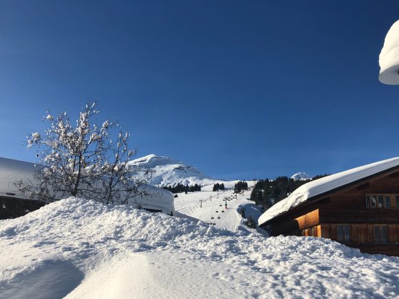 Wunderschöne Lech Webcam Ausblicke im Winter
