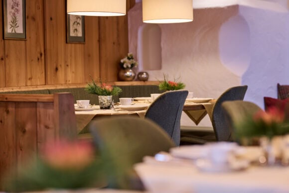 Gemütliches Frühstück im Hotel Garni Schneider